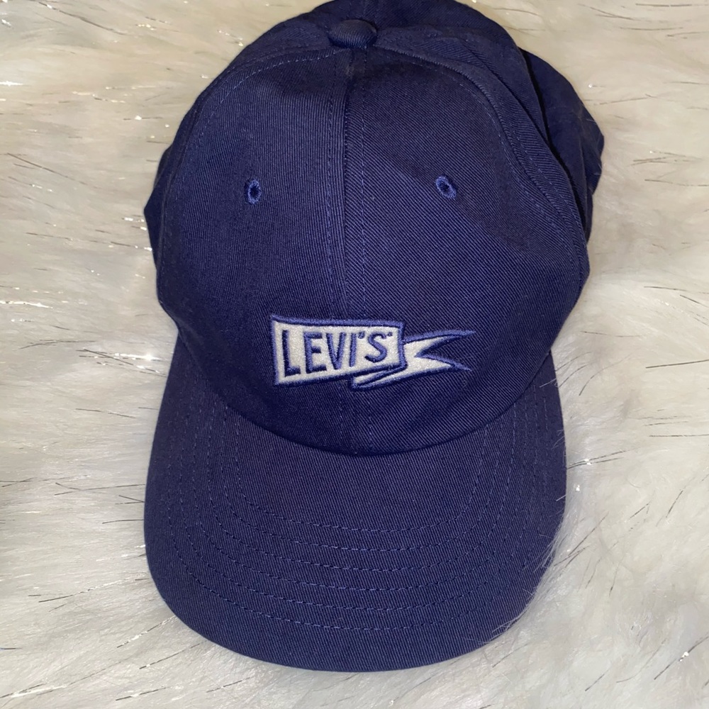 Levi’s cap